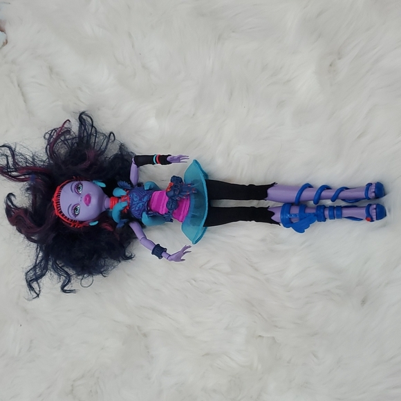 Monster High Bundle Lot of  5 doll clothes and shoes - Picture 5 of 6